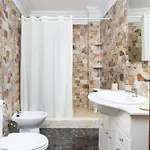 Nature Retreat With Ocean Views, Tamaimo