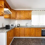 Nature Retreat With Ocean Views, Tamaimo