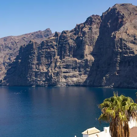 Nature Retreat With Ocean Views, Tamaimo Santiago del Teide