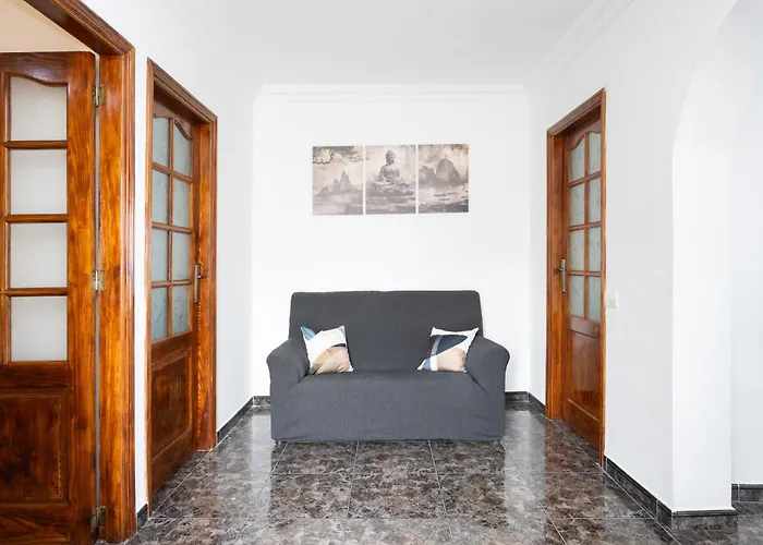 Nature Retreat With Ocean Views, Tamaimo