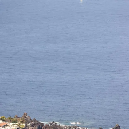 Nature Retreat With Ocean Views, Tamaimo アパート *